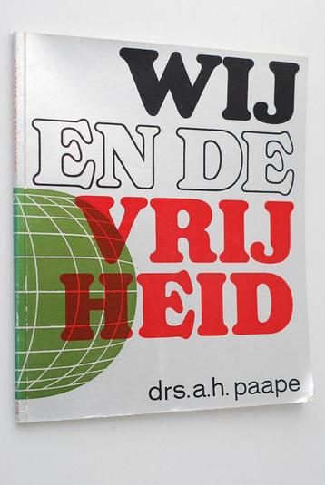 Wij en de vrijheid - Jeugdboek Tweede Wereldoorlog (PB 1970) beschikbaar voor biedingen