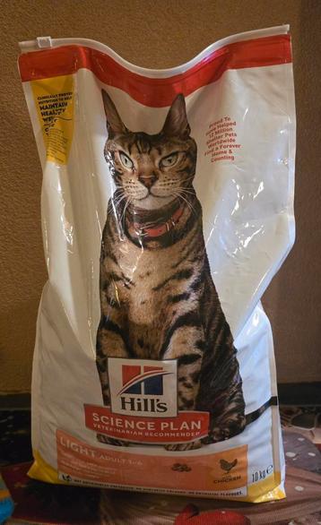 15 kilo hills light kattenbrokken beschikbaar voor biedingen