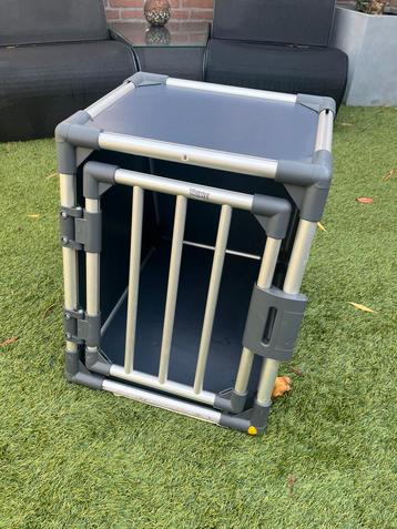 Trixie transportbox bench hond auto, zgan beschikbaar voor biedingen