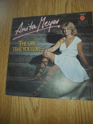 Anita Meyer – The One That You Love beschikbaar voor biedingen