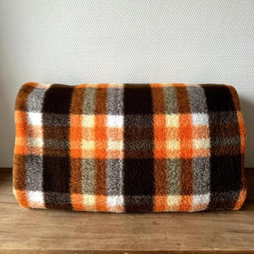 Vintage Bruin, Oranje Ruit Acryl Deken, Woondeken Aabe Retro, Huis en Inrichting, Woonaccessoires | Plaids en Woondekens, Ophalen of Verzenden