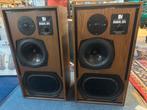 KEF Model 104, Ophalen, Gebruikt, X, Front, Rear of Stereo speakers