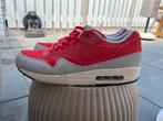 'Nike Air Max 1 Essential Daring Red mt 44,5, Kleding | Heren, Schoenen, Overige kleuren, Nike, Ophalen of Verzenden, Sneakers of Gympen