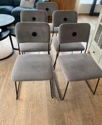 Vijf Zuiver eetkamerstoelen - lichtgrijs gemêleerd, Ophalen of Verzenden, Zo goed als nieuw, Vijf, Zes of meer stoelen, Stof