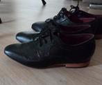 Nette schoenen jongen.1 keer gedragen. Maat 33 en maat 34,5., Ophalen of Verzenden, Zo goed als nieuw