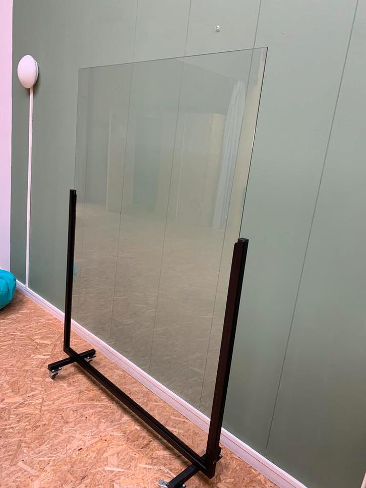 Gratis glasplaat - tafelblad, kunstwerk, Doe-het-zelf en Verbouw, Glas en Ramen, Zo goed als nieuw, Overige typen, 80 tot 120 cm