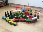 Houten Treinset met Rails en Accessoires, Kinderen en Baby's, Speelgoed | Houten speelgoed, Ophalen of Verzenden, Zo goed als nieuw