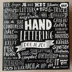 Hand Lettering doe je zo!, Ophalen of Verzenden, Nieuw, Tekenen en Schilderen