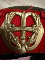 Baret met embleem Stoottroepen, Verzamelen, Ophalen of Verzenden, Landmacht, Nederland, Helm of Baret