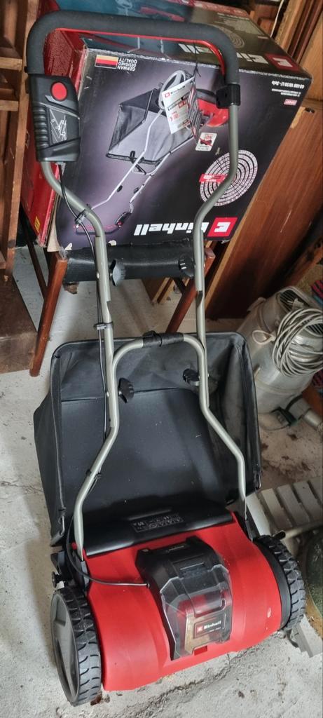 Einhell Accu Grasmaaier - helemaal nieuw!, Tuin en Terras, Grasmaaiers, Nieuw, Accu-grasmaaier, 30 t/m 39 cm, Cirkelmaaier, Opvangzak