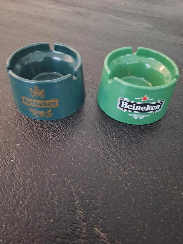2x Heineken Asbakken - Bier Asbak, Verzamelen, Rookartikelen, Aanstekers en Luciferdoosjes, Gebruikt, Asbak, Ophalen of Verzenden
