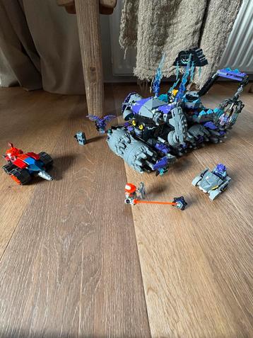 Lego Nexo Knights 70352 Jestro's Hoofdkwartier beschikbaar voor biedingen