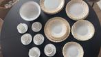 Beige servies met bloemenprint - 12 stuks, Huis en Inrichting, Keuken | Servies, Ophalen, Nieuw, Overige stijlen, Porselein