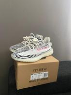 Yeezy Boost 350 V2 “Zebra” maat 43 1/3 NEW!, Kleding | Heren, Nieuw, Ophalen of Verzenden, Sneakers of Gympen, Yeezy Adidas