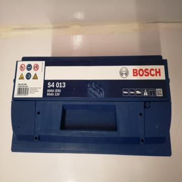 Bosch Accu autoaccu 12V 95AH 800a koudstart beschikbaar voor biedingen