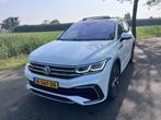 Volkswagen Tiguan 1.5 TSI R-Line, pano, trekhaak electr. har, 1441 kg, Traction-control, Euro 6, 4 cilinders