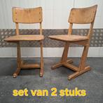 CASALA vintage 2 houten stoelen schoolstoelen zith.45 + 45,5, Ophalen, Gebruikt, Twee, Overige kleuren