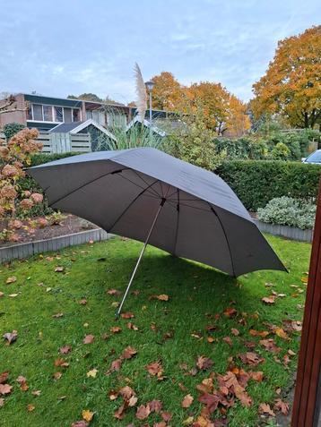 Radical Quantum Paraplu - Vis paraplu beschikbaar voor biedingen