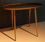 Polspotten tafeltje, Ophalen, Rechthoekig, 75 cm of meer, 60 cm of meer