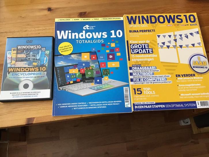 Windows 10 - 2 boeken en een DVD, Boeken, Informatica en Computer, Zo goed als nieuw, Overige onderwerpen, Ophalen of Verzenden