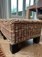 2 rotan bijzet tafeltjes., Huis en Inrichting, Tafels | Bijzettafels, Minder dan 55 cm, Gebruikt, Vierkant, Ophalen