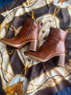 Mustang enkellaarsjes met vierkante neus, Kleding | Dames, Schoenen, Bruin, Lage of Enkellaarzen, Ophalen of Verzenden, Zo goed als nieuw