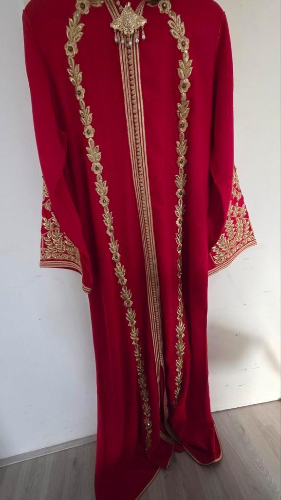 Luxe Marokkaanse Kaftan rood met goud maat S Zo goed als nie, Kleding | Dames, Gelegenheidskleding, Zo goed als nieuw, Overige typen