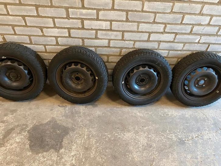 Winterbanden 165/65 R14, 4x100 - Goed profiel! Winter banden, Auto-onderdelen, Banden en Velgen, Banden en Velgen, Winterbanden