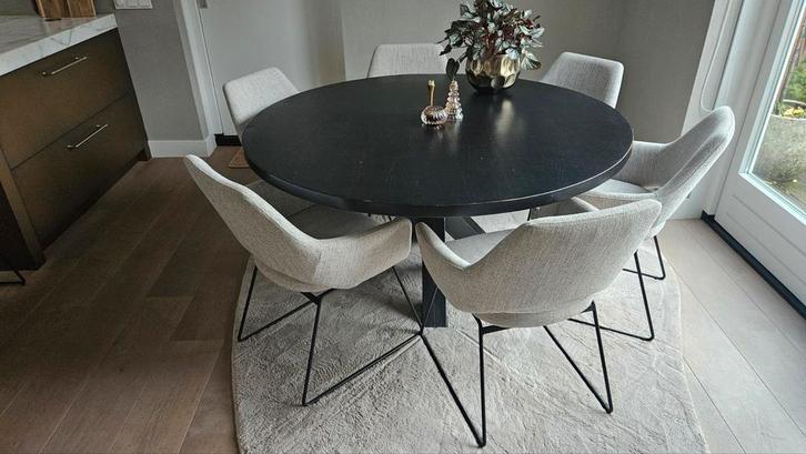 Zes Yanai Eetkamerstoelen - Zo Goed Als Nieuw!, Huis en Inrichting, Stoelen, Zo goed als nieuw, Vijf, Zes of meer stoelen, Metaal