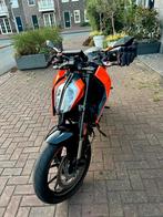 KTM Duke 125 2018 alle facturen van onderhoud aanwezig, Motoren, Ophalen
