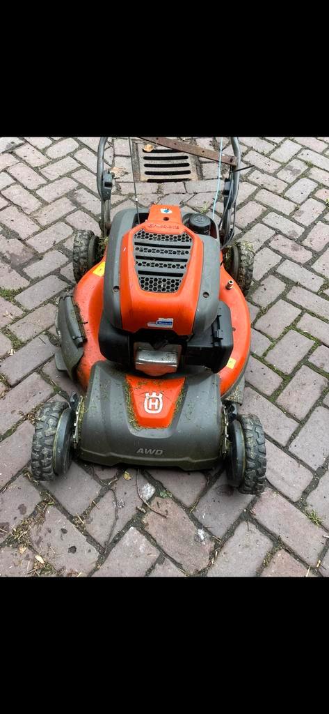 Husqvarna LC356AWD Benzine Grasmaaier - 4x4, Tuin en Terras, Grasmaaiers, Gebruikt, Benzine-grasmaaier, 50 cm of meer, Cirkelmaaier