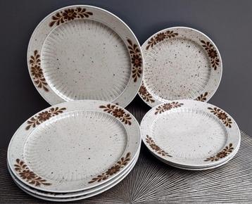 4 Vintage ontbijtborden Bavaria Winterling Marktleuthen 19.5 beschikbaar voor biedingen