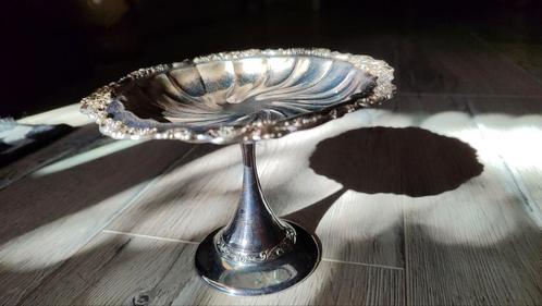 Vintage Zilverkleurige Fruitschaal op Voet, Antiek en Kunst, Antiek | Schalen, Ophalen of Verzenden