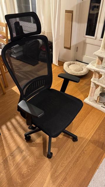 Infinity Goods Ergonomic Office Chair beschikbaar voor biedingen