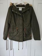 Winterjas dames / parka. Maat M. Only. Legergroen., Groen, Maat 38/40 (M), Ophalen of Verzenden, Zo goed als nieuw