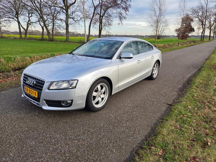Audi A5 1.8 Tfsi Sportback 2010 Grijs, Auto's, Audi, Particulier, A5, Benzine, B, Hatchback, Automaat, Geïmporteerd, Zilver of Grijs