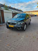 Suzuki S-Cross 1.4 Boosterjet 129PK Smart Hybrid 2021 Grijs, Auto's, Voorwielaandrijving, 4 cilinders, 129 pk, 400 kg