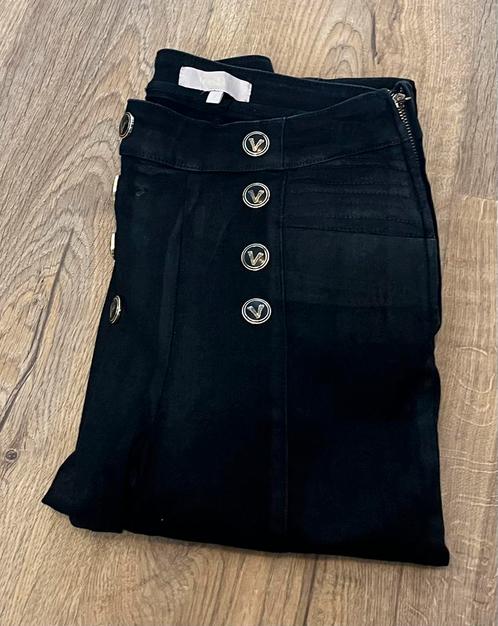 Josh V maat S mooie zwarte pantalon goudknopen, rits zijkant, Kleding | Dames, Broeken en Pantalons, Gedragen, Maat 34 (XS) of kleiner