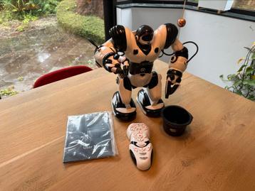 WowWee Robosapien LARGE  35cm in uitstekende staat compleet beschikbaar voor biedingen