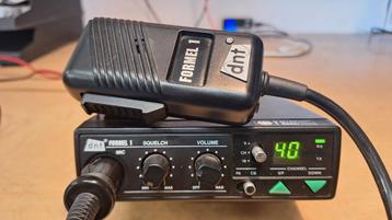 DNT Formel 1 40 kanalen 4 watt 27mc beschikbaar voor biedingen