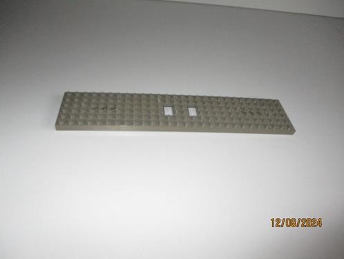 LEGO 9 v DONKERGRIJZE Treinbodemplaat 28x6 perfecte staat!!, Kinderen en Baby's, Speelgoed | Duplo en Lego, Zo goed als nieuw