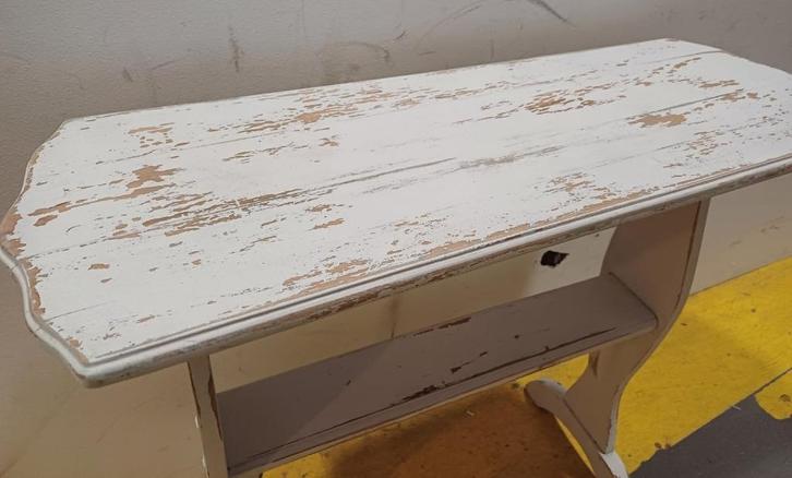 Witte bijzettafel - opknapper, Huis en Inrichting, Tafels | Bijzettafels, Gebruikt, Rechthoekig, 60 cm of meer, 75 cm of meer