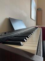 Roland F20  digitale piano (als nieuw), Muziek en Instrumenten, Keyboards, Roland, 88 toetsen, Zo goed als nieuw, Ophalen