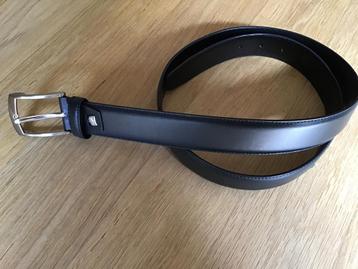 Lindenmann leren heren riem. Afm 116 cm. bij 3,5 cm. beschikbaar voor biedingen