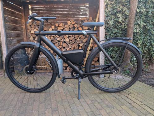 VanMoof S3 | 37 kmh | Nieuwstaat | 750 km | Powerbank, Fietsen en Brommers, Fietsen | Heren | Herenfietsen, Zo goed als nieuw