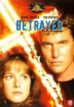 DVD Betrayed (met Debra Winger, Tom Berenger, John Heard), Overige genres, Gebruikt, Ophalen of Verzenden, Vanaf 12 jaar