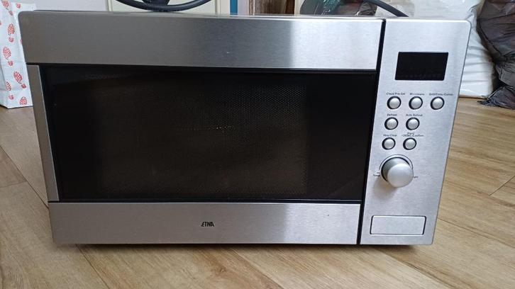 Etna combimagnetron ECM173RVS/E02, Witgoed en Apparatuur, Magnetrons, Gebruikt, Vrijstaand, Combimagnetron, 45 tot 60 cm, Grill