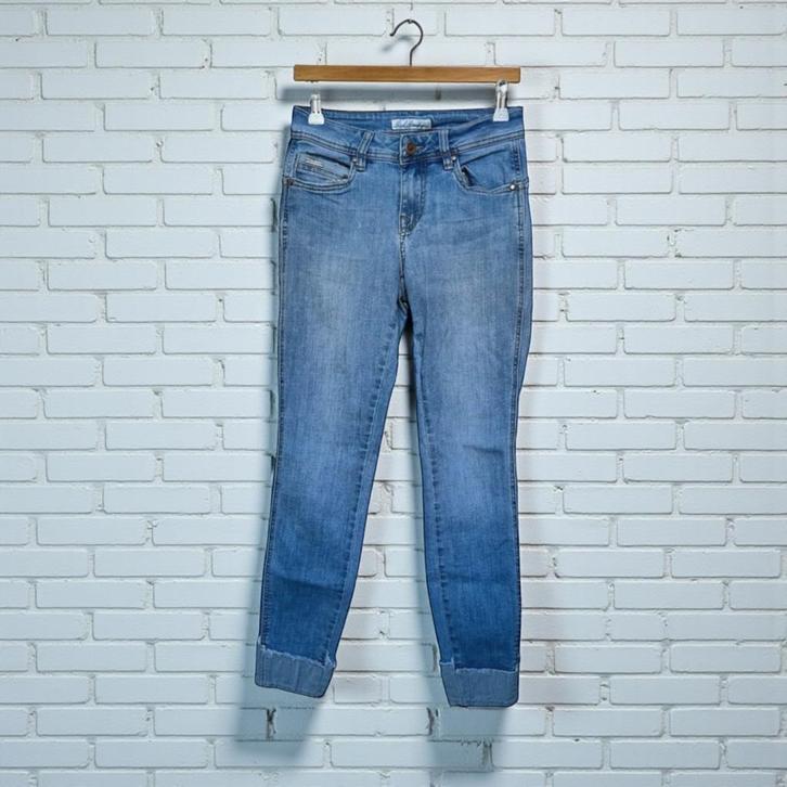 Red Button Jeans Maat 34 Lichtblauw Lulu Skinny, Kleding | Dames, Spijkerbroeken en Jeans, Zo goed als nieuw, W27 (confectie 34) of kleiner