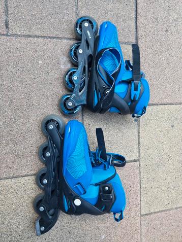 Skeelers 2 sets  beschikbaar voor biedingen