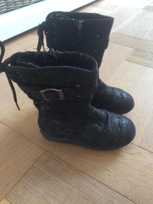 Leuke nog nette stoere zwarte laarzen maat 23, Kinderen en Baby's, Kinderkleding | Schoenen en Sokken, Zo goed als nieuw, Laarzen